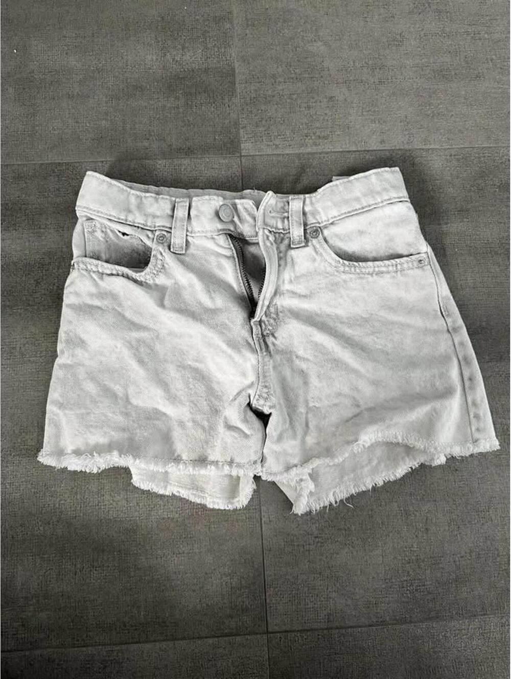 Girls •  10 • Old Navy White/Gray Shorts